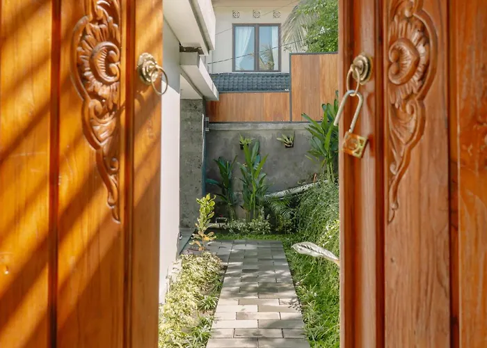 Villa Anya